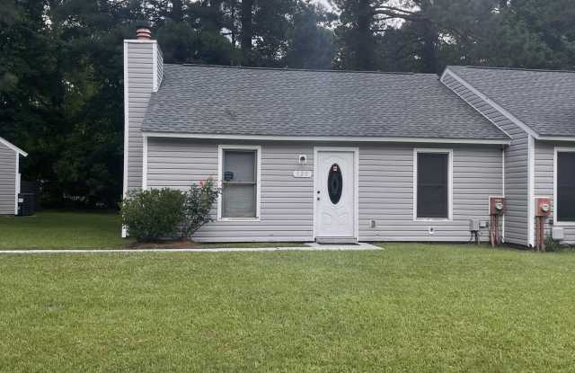 125 Corey Circle - 125 Corey Circle, Jacksonville, NC 28546