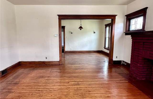 248 Loring Avenue Gallery 4