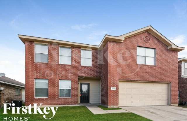 348 Blairwood Drive - 348 Blairwood Drive, Fort Worth, TX 76134