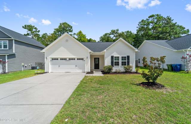 428 Ridgeway Drive - 428 Ridgeway Drive, Onslow County, NC 28460