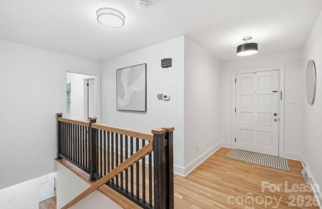 926 Shady Bluff Drive Gallery 4