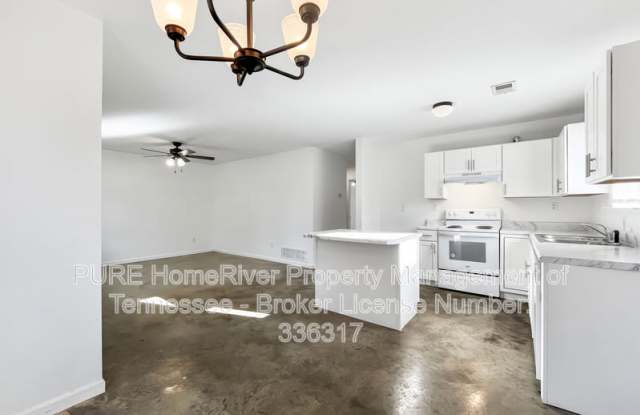 2975 Lake Park Rd Gallery 2