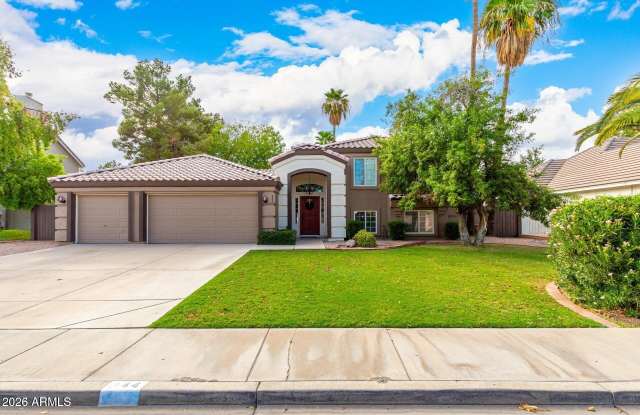 844 N ORACLE -- photos photos