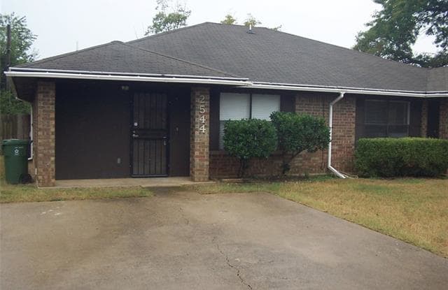 2544 Windy Pine Lane - 2544 Windy Pine Ln, Arlington, TX 76015