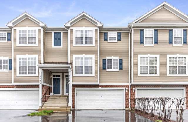 2285 Hudson Circle - 2285 Hudson Circle, Aurora, IL 60502