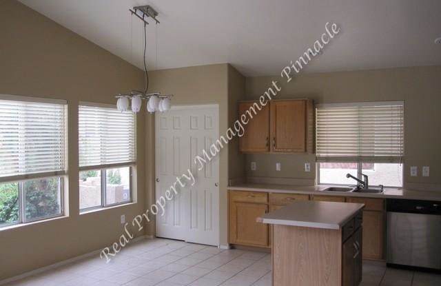 1434 East South Fork Drive Gallery 4