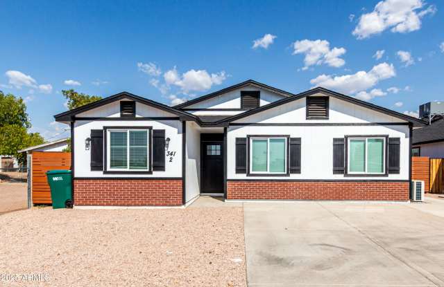 1932 E CARVER Drive unit: 2 photos photos