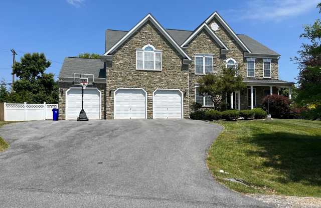 8107 KYLEMORE WAY photos photos