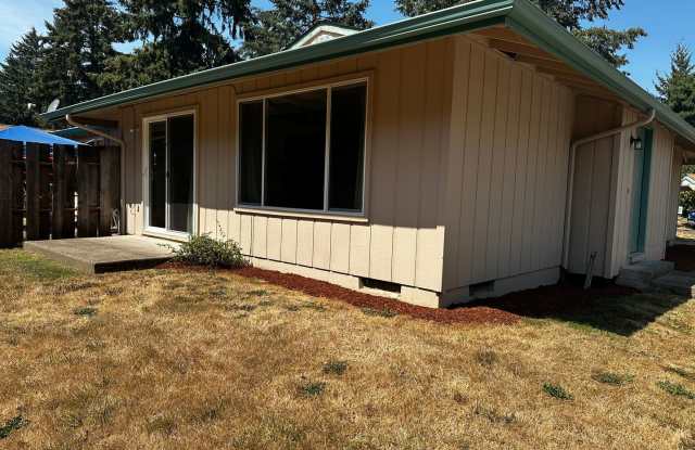 Nice & Clean 3 Bedroom Unit Of A Dupelx Gallery 3