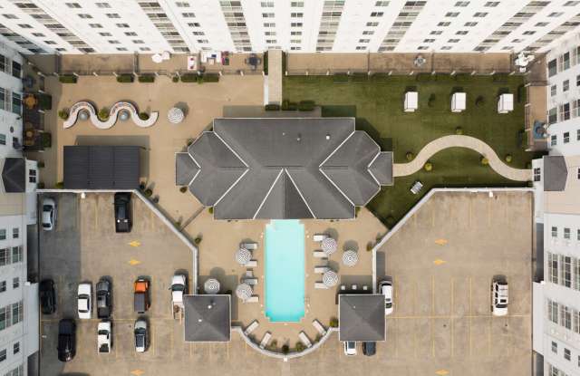 The Cosmopolitan Apartments Gallery 3