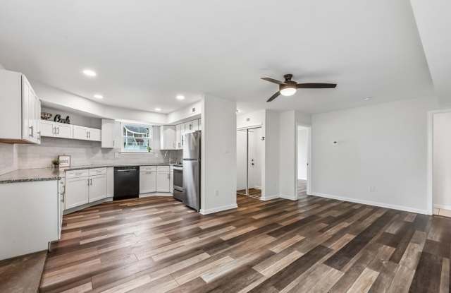 5105 Tracy Ct Gallery 4