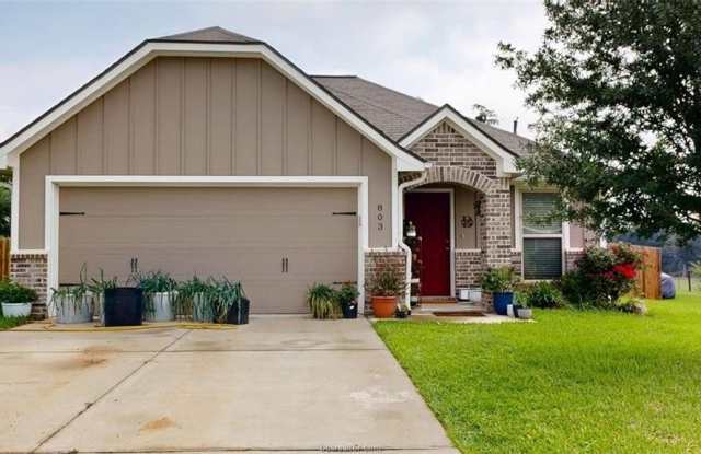 803 Meadow Brook Drive photos photos