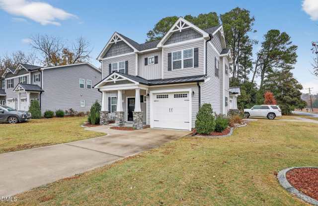 411 E 3rd Street photos photos