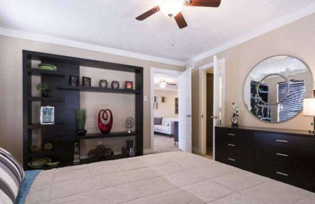 7946 Ray Bon Dr Gallery 3