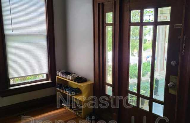 175 East Northwood Avenue Gallery 3
