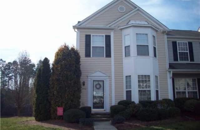 3946 Elizabeth Glen Way - 3946 Elizabeth Glen Way, High Point, NC 27282