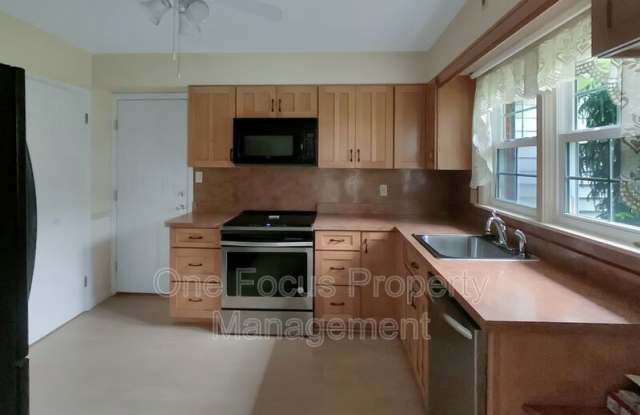 1127 Louisa Street photos photos