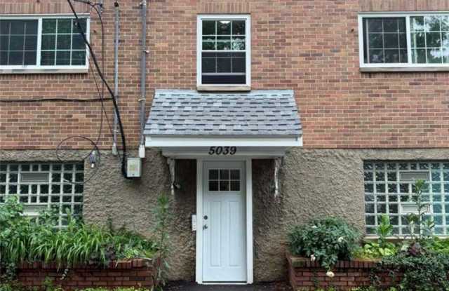 5039 Far Hills Avenue Gallery 1