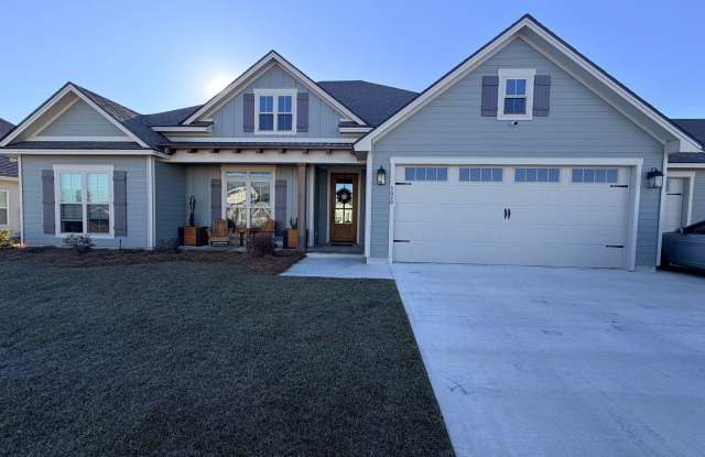 Luxury Living in Grove Pointe – 4BR/3BA Practically New Home! photos photos