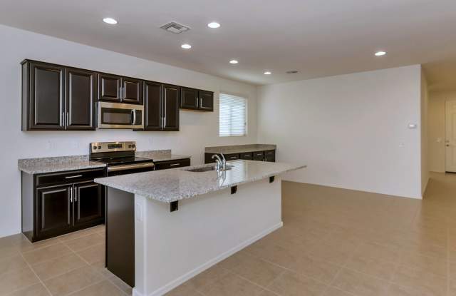 4822 W St Catherine Ave. Gallery 4