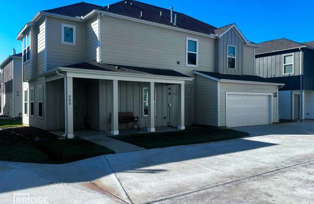 335 Huisache St, Lake Jackson, TX 77566 - 335 Huisache Street, Lake Jackson, TX 77566