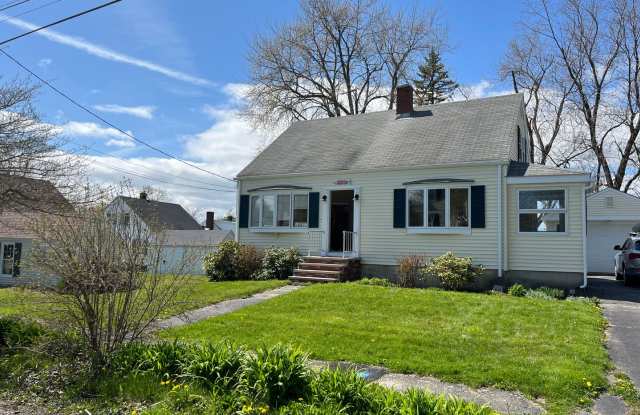 Three Bedroom Cape for Rent in Great Portland Neighborhood! photos photos