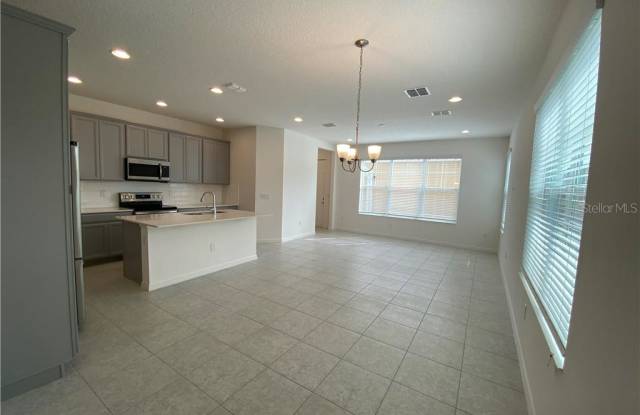 8037 BASILICA LANE Gallery 2