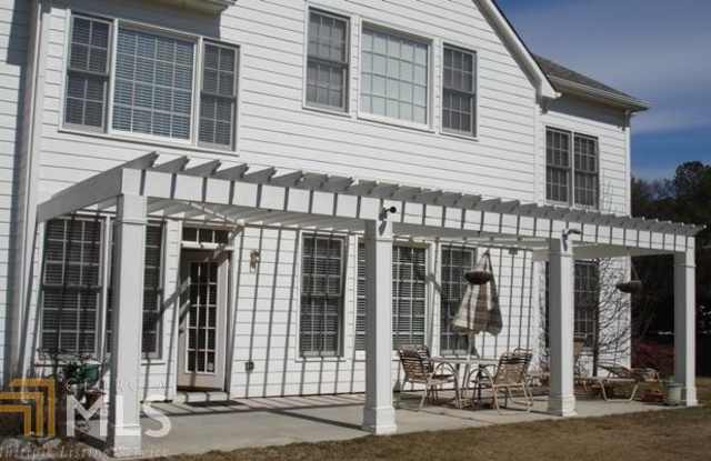 110 Newfield Dr Gallery 2