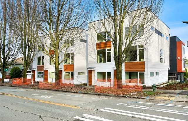 Modern Beacon Hill Home with Rooftop Deck & Sweeping Seattle Views photos photos Modern Beacon Hill Home with Rooftop Deck & Sweeping Seattle Views photos photos