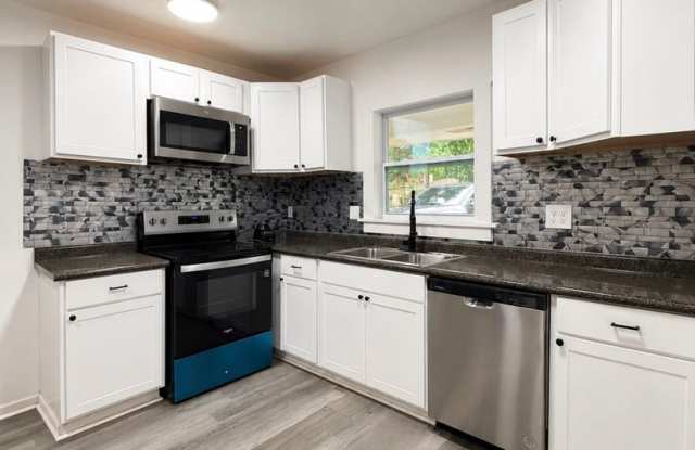 For Rent- 3 Bedrooms, 2 bath photos photos For Rent- 3 Bedrooms, 2 bath photos photos