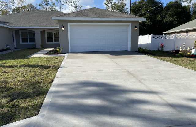 17 Karas Trail Unit A Gallery 2
