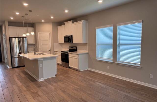 1280 Ella Crossing Gallery 4