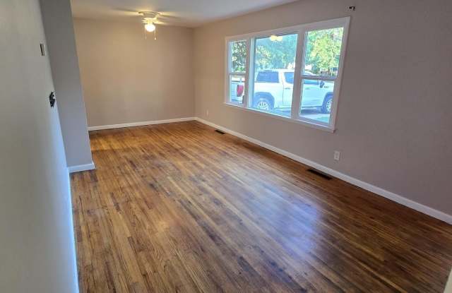 129 E Edgemoor St Gallery 2