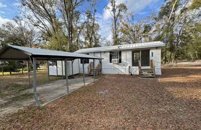 1 Bedroom, 1 Bath Manufactured home in Suwannee County Gallery 1