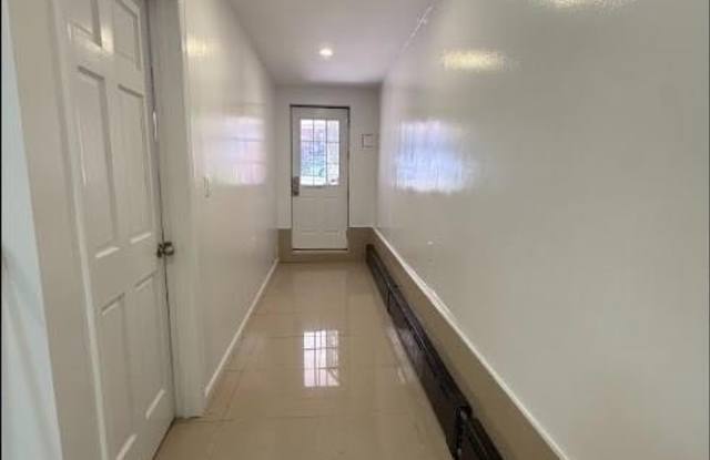 231 94th Street Gallery 3