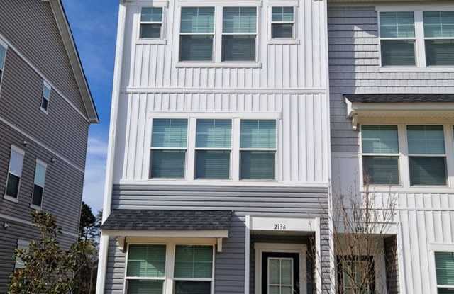 Brand New End-Unit Townhome | 3 BR/3.5BA | 1-Car Garage | Near Downtown Mooresville photos photos