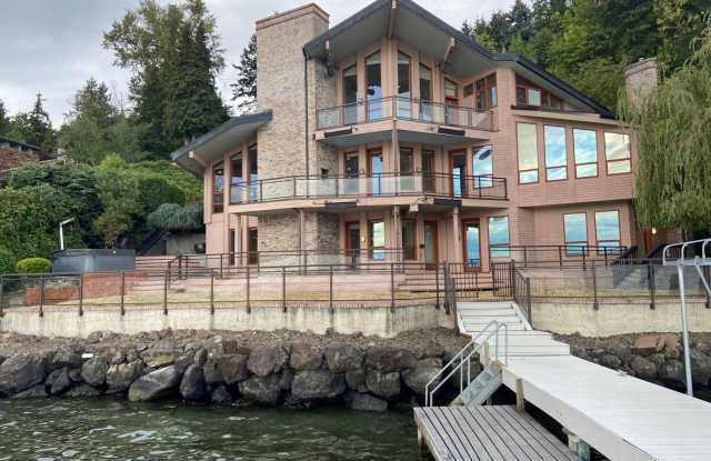 Spectacular Mercer Island Waterfront Home Gallery 4