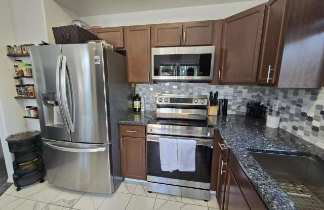 4241 Lakeridge Circle Gallery 4
