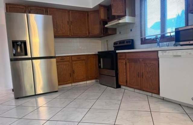 Spacious 4BR House in Bordentown photos photos