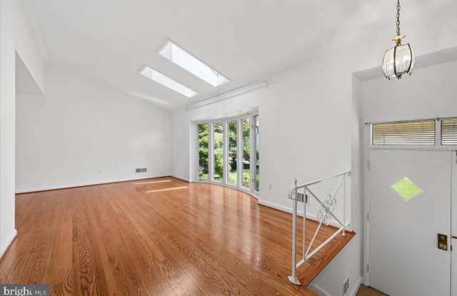 9202 WILMETT Court Gallery 4