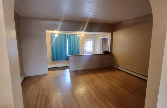 Adorable Nob Hill 3 bedroom 2 bath photos photos