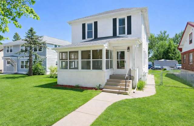 Single Family 5 Bedroom House Near Concordia photos photos