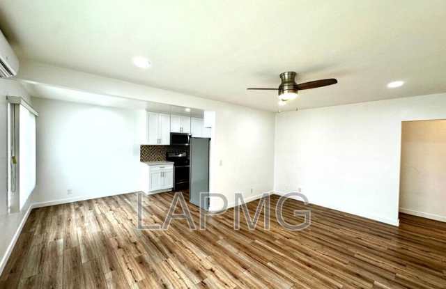 5721-5723 Tilden Avenue photos photos