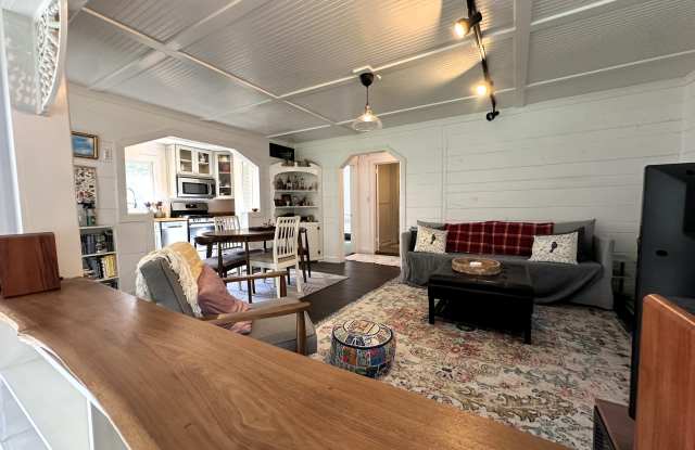 304 Silver Hollow Road Gallery 3