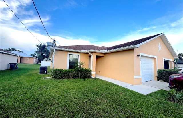 411 Nicholas Parkway W photos photos