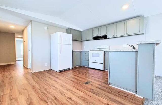 212 Sunshine Drive photos photos