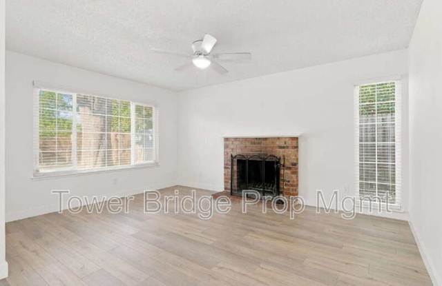 5629 Phlox Ct Gallery 3