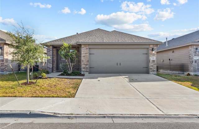 7618 Cowboy Trail Lane Gallery 1
