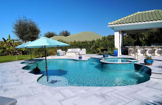 15925 Springhill Court Gallery 3