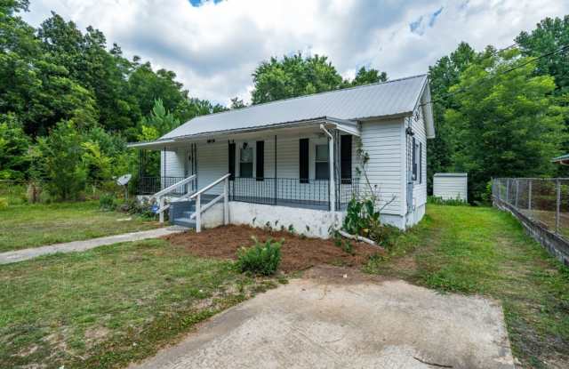 Beautiful Adamsville Home- Move in Ready! Gallery 3